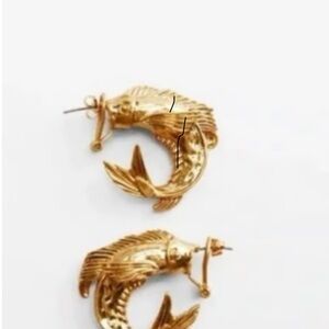 Zara Gold Fish-Shaped Earrings